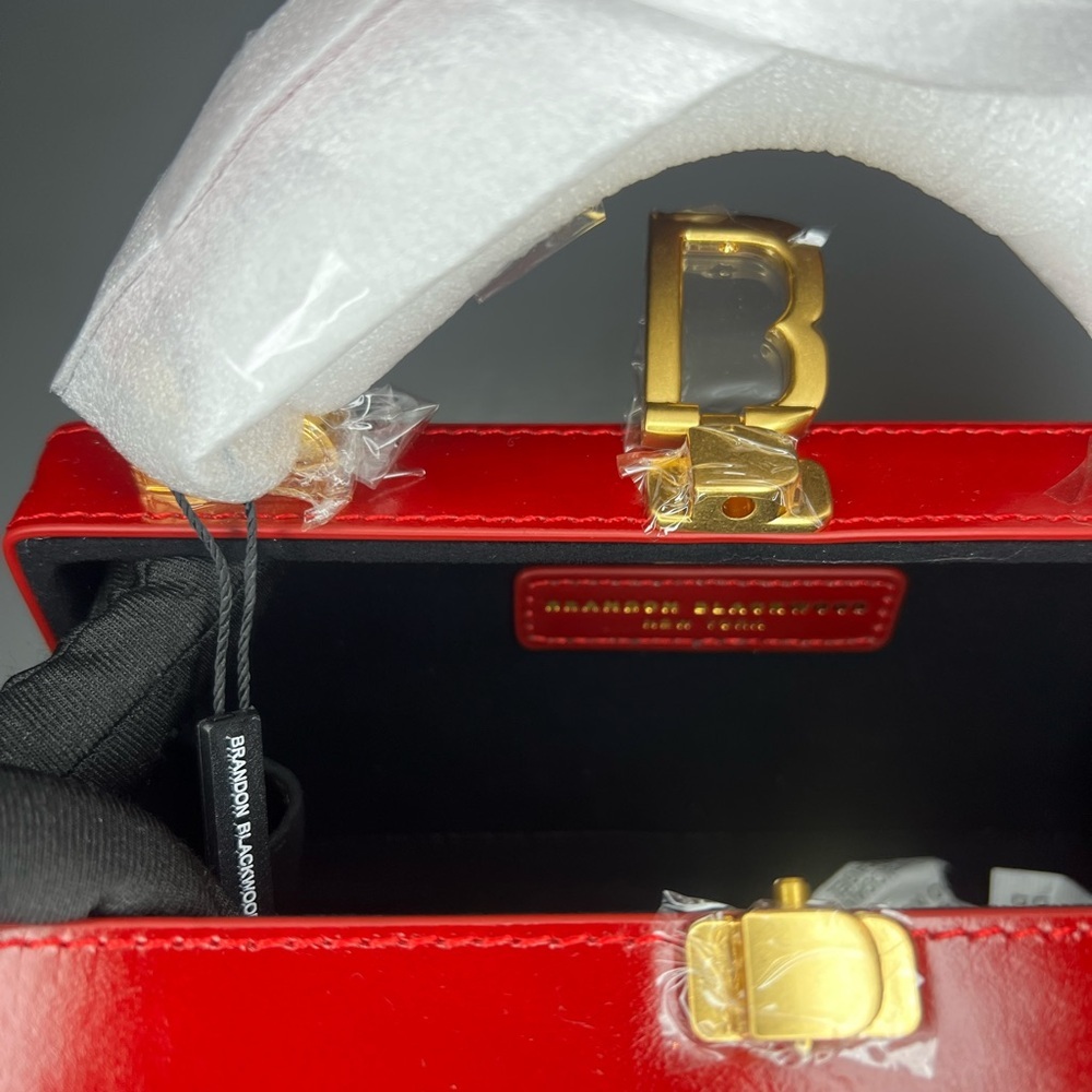 Brandon Blackwood Slim Trunk in Red Oiled Leather with Brass Gold Hardware - Picture 11 of 17
